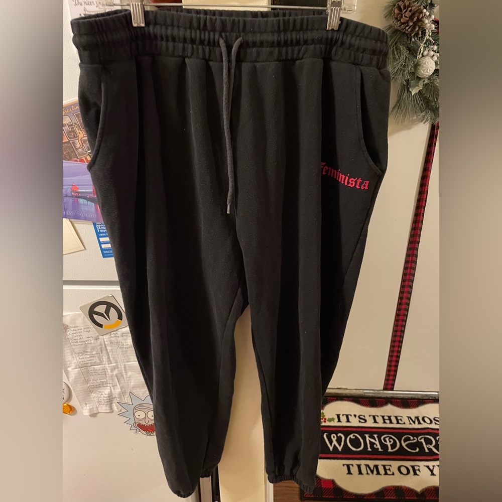 Forever 21+ 2XL black Feminista sweatpants